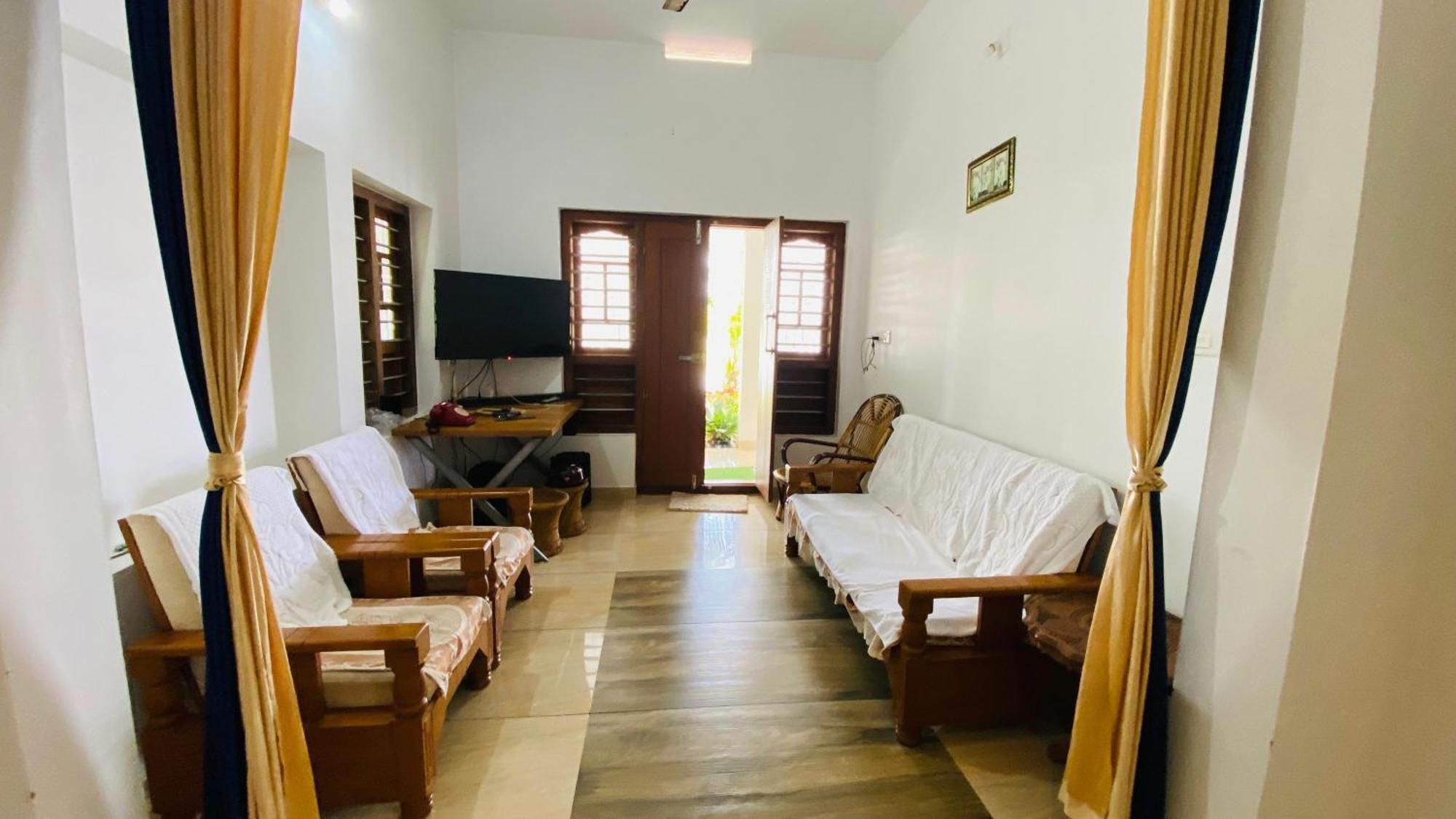 Green Island Homestay Riverside Kozhikode Exterior photo